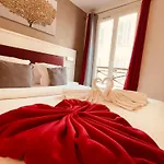 Hotel Pavillon Opéra Lafayette París