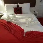 Hotel Pavillon Opéra Lafayette París