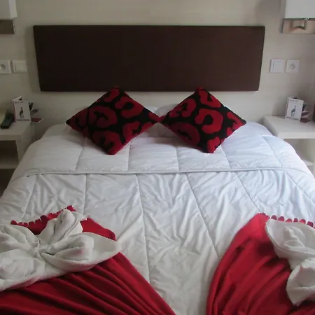 Hotel Pavillon Opera Lafayette Paris