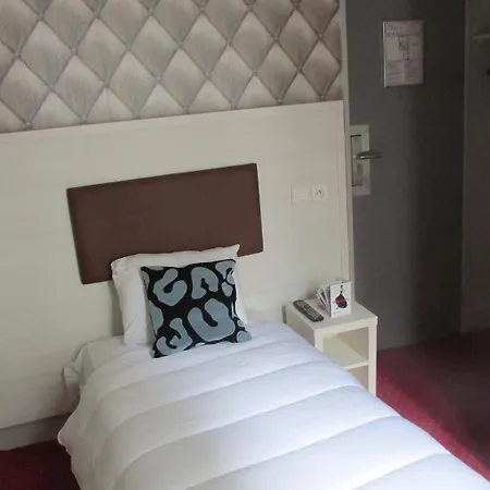 Hotel Pavillon Opera Lafayette Paris
