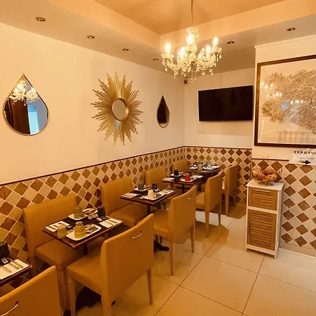 Szálloda Pavillon Opera Lafayette 3*