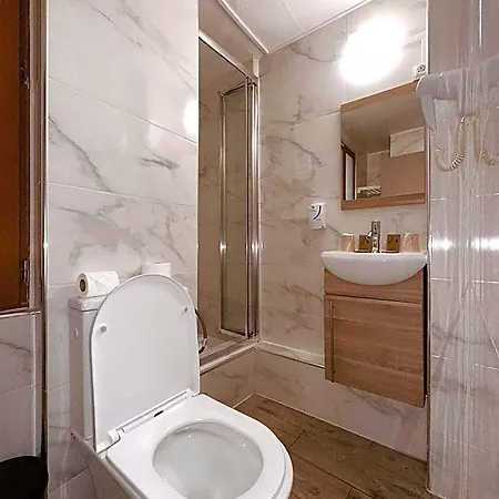 Отель Pavillon Opera Lafayette 3*