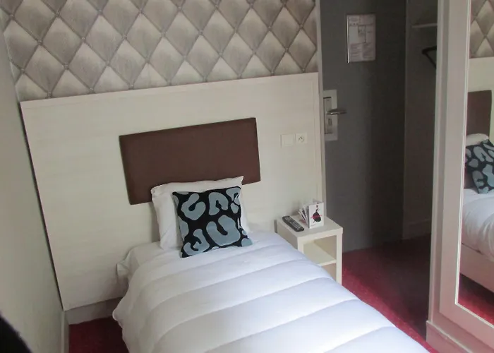 Отель Pavillon Opera Lafayette