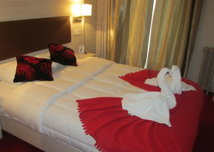 Отель Pavillon Opera Lafayette 3*