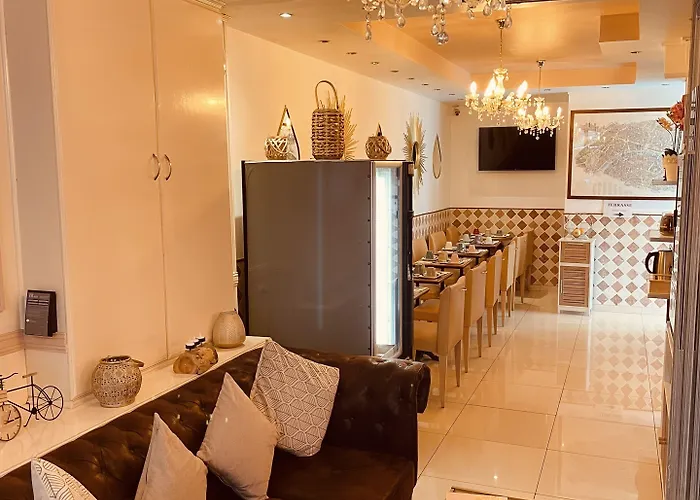 Pavillon Opera Lafayette Отель 3*