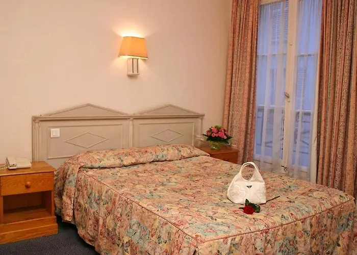 Pavillon Opera Lafayette 3*