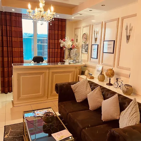 Pavillon Opera Lafayette Paris