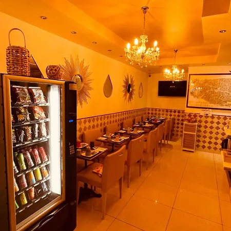 拉法叶特庭院剧场酒店 酒店 3*